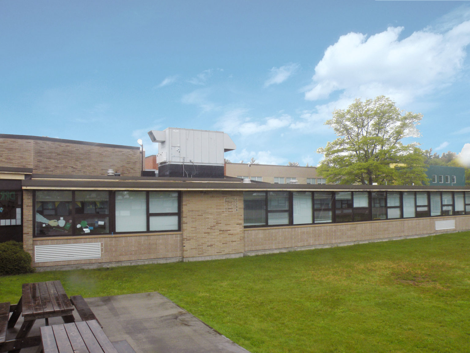 DightonRehoboth High School [Green Innovation Lab] Next Phase Studios